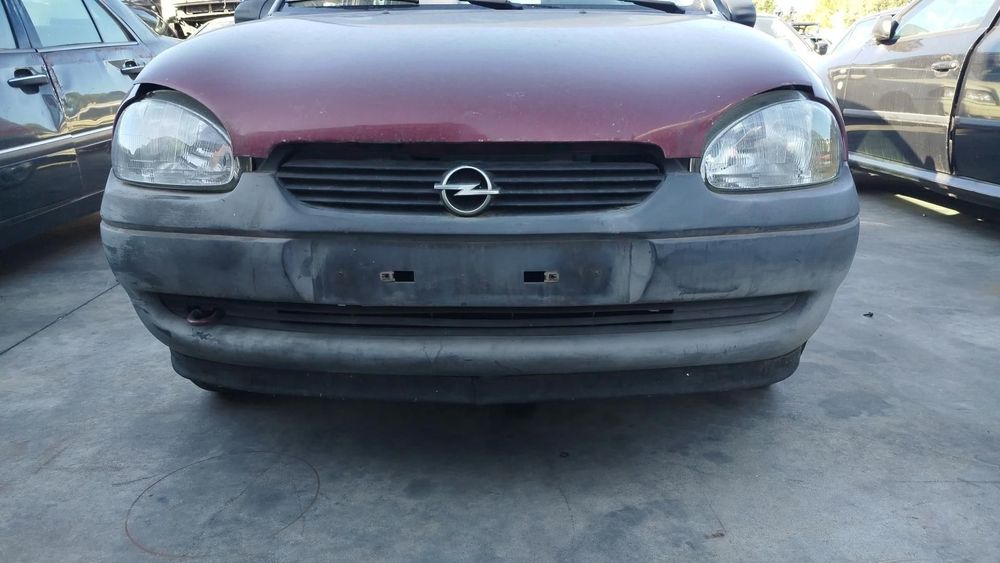 Pára-choques frente OPEL Corsa B