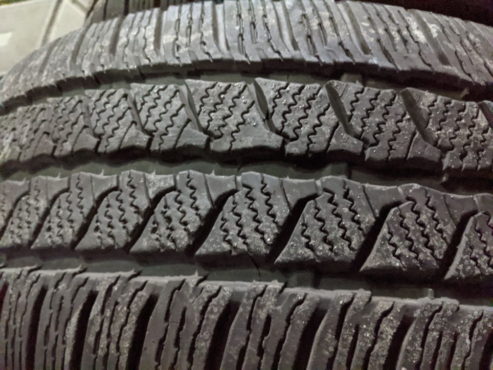 225/55R17C Continental 20рік