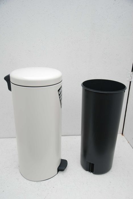 Kosz na śmieci pedałowy Brabantia 30 l