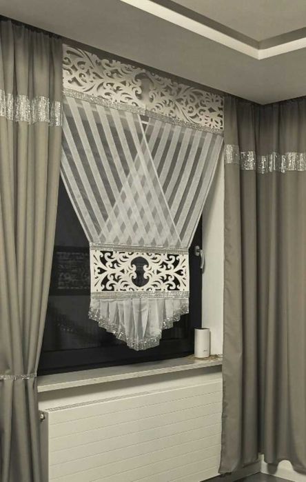 Firana gotowa 120x160 woal, panel ażurowy, cyrkonie – biała