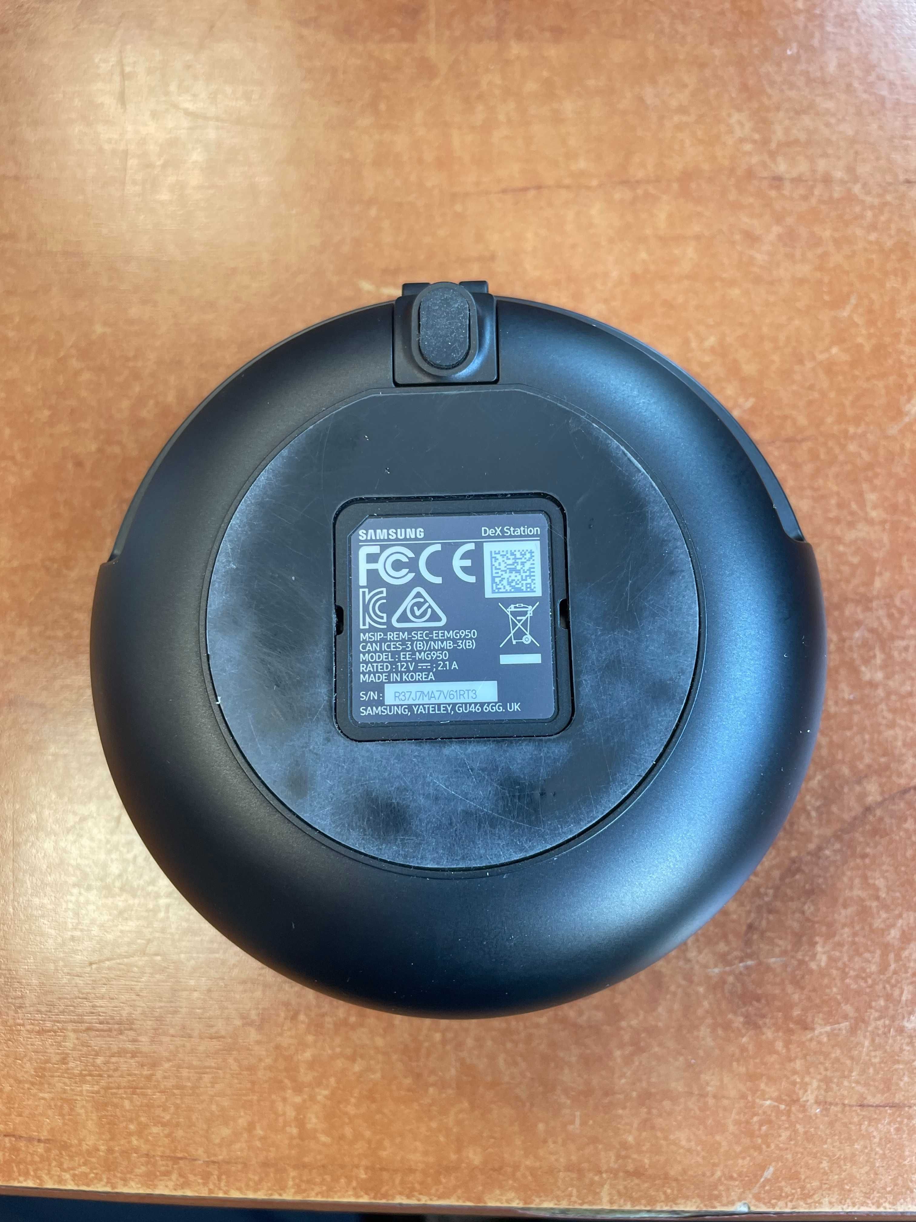 Samsung DeX Station - Stacja dokująca (Używana, brak kabli)