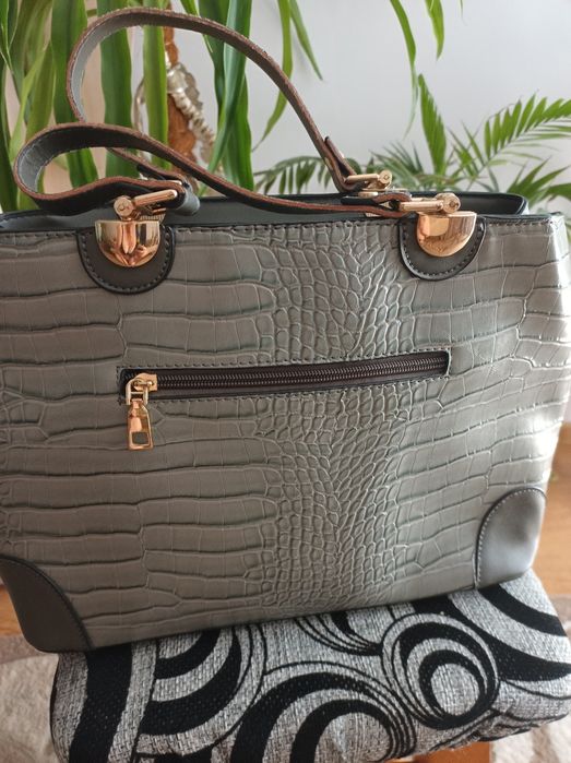 Сумочка жіноча !