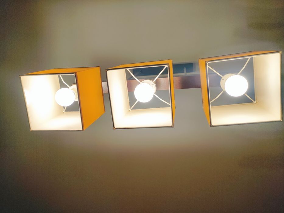 Żyrandol trzy punkty świetlne BDB