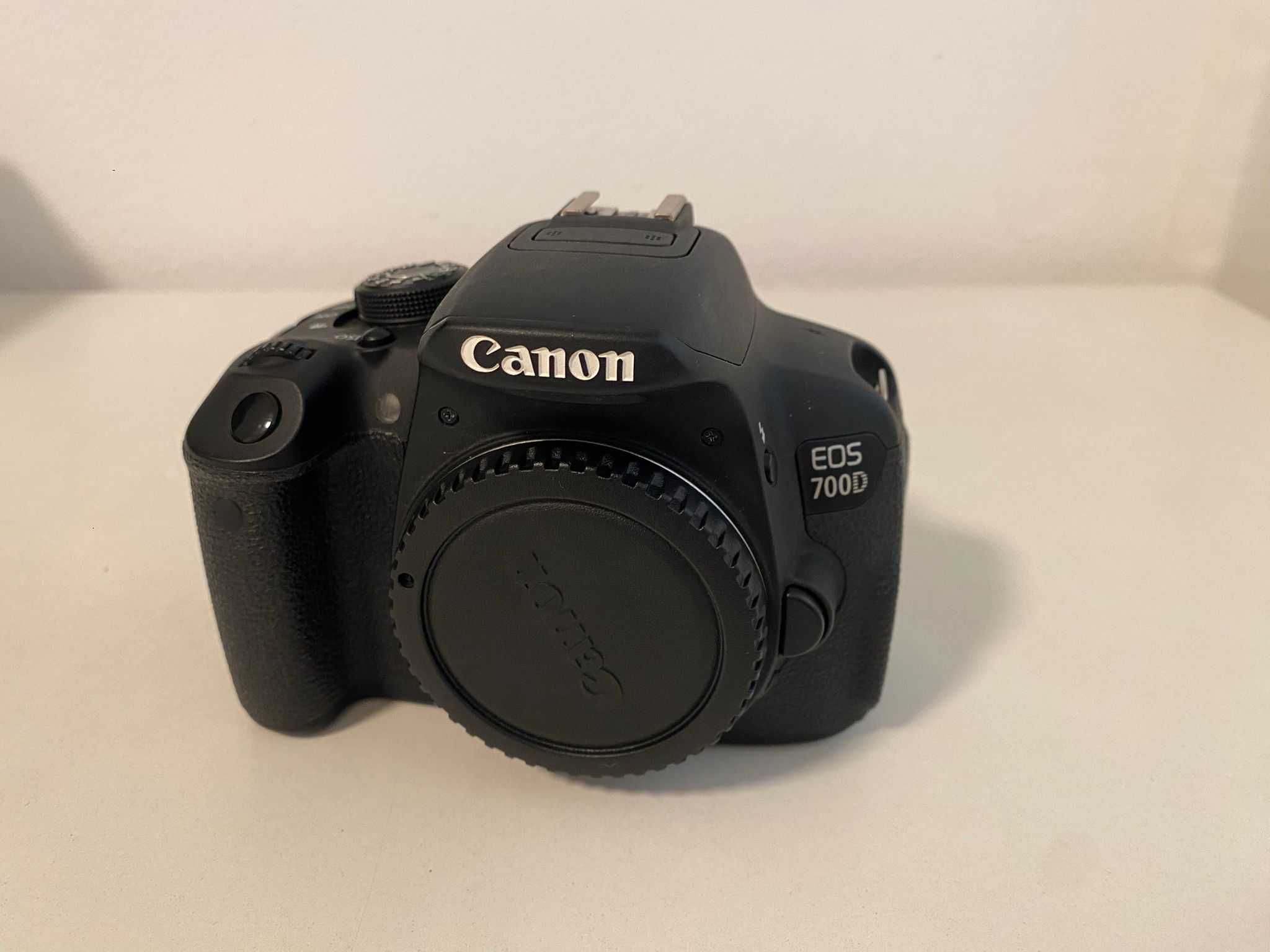 Canon 700D - Como nova + Extras