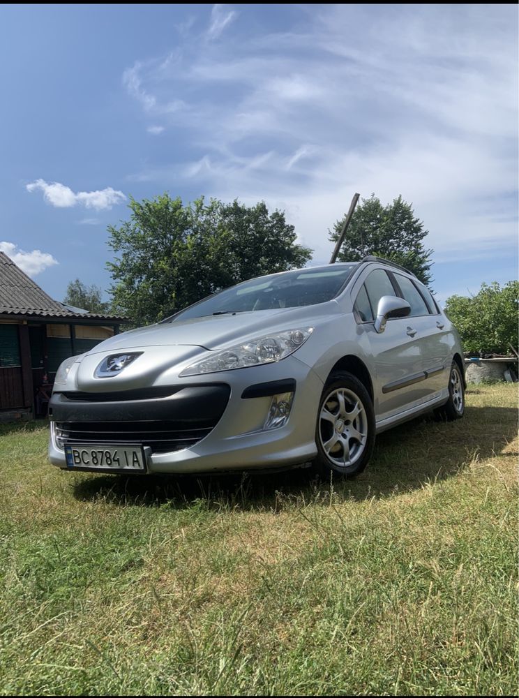 Продам авто в доглянуте Пежо 308 SW