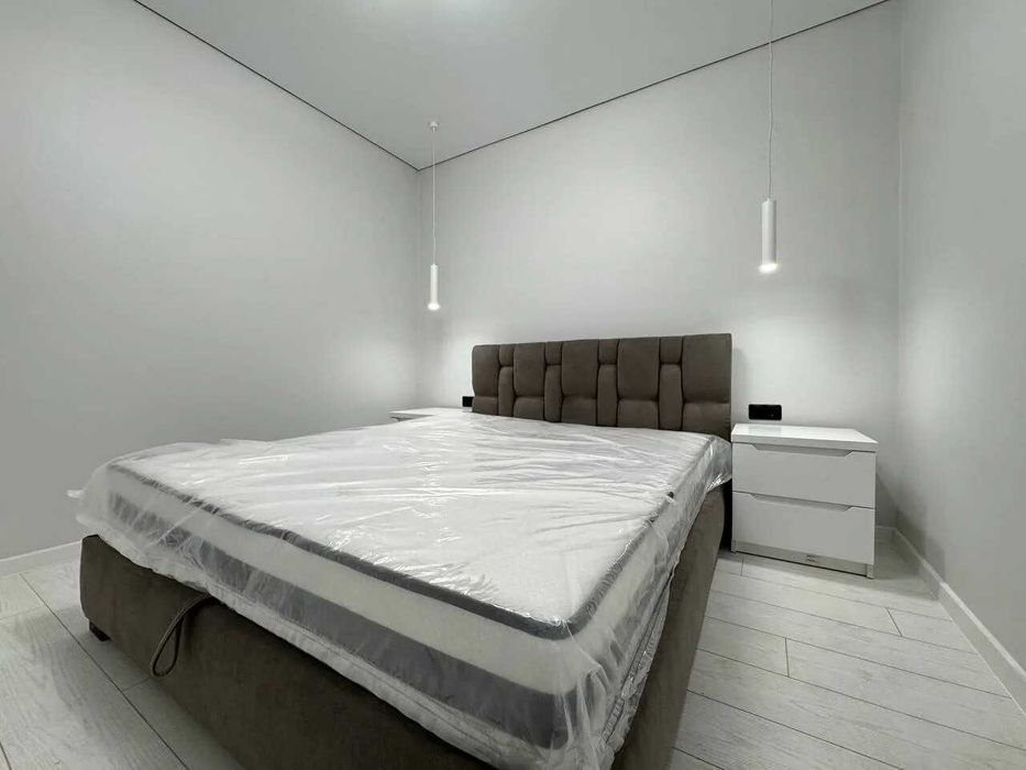 Сучасна однокімнатна квартира в центрі