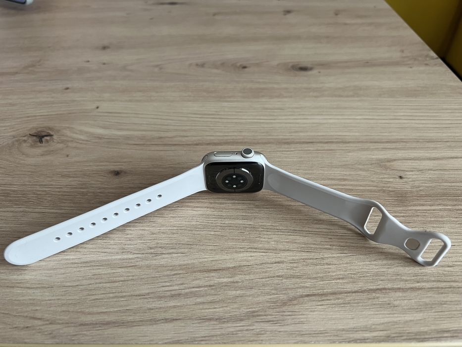 Apple Watch Series 8 – 42 mm + оригінальна коробка