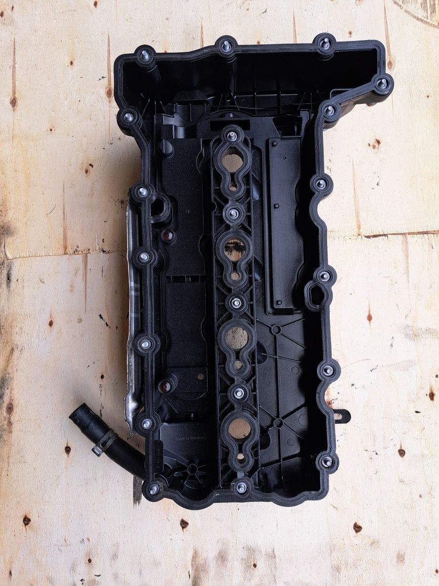 Pokrywa zaworów 1.6cdti Opel Astra K Mokka Insignia Zafira C