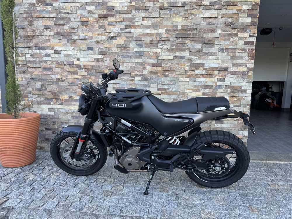 Husqvarna Svartpilen 401 Como Nova 1600km apenas