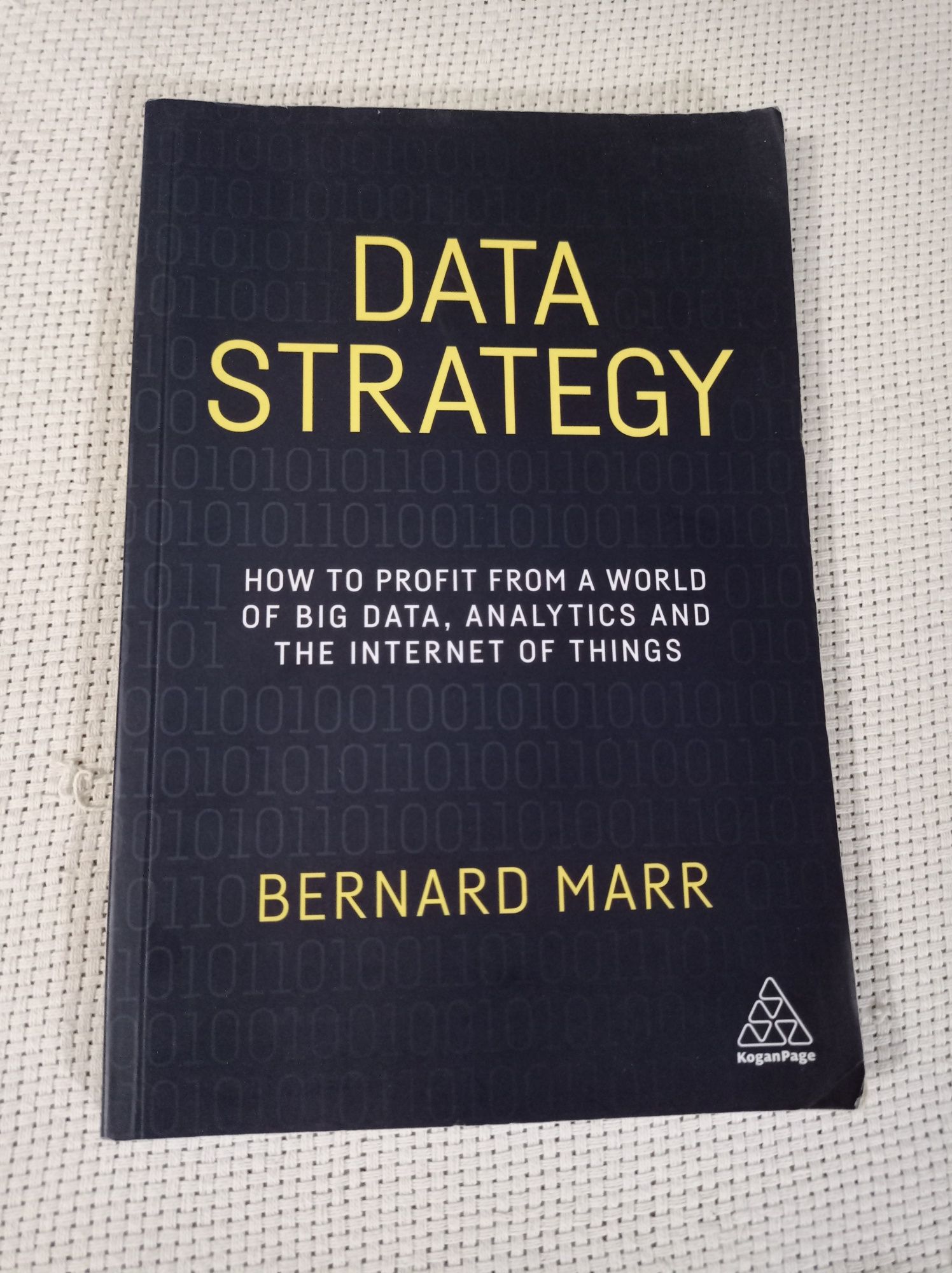 Data strategy - Bernard Marr