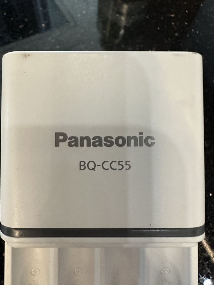 Ładowarka akumulatorków AA AAA Panasonic bq-cc55