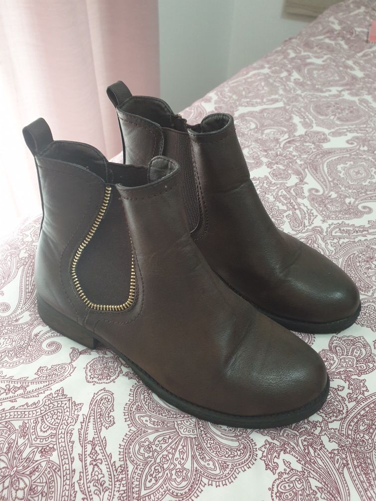Botas