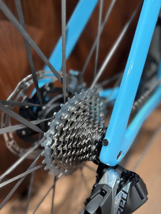 Trek Madone SLR9 gen7 58 Sram Red SRM Cadex