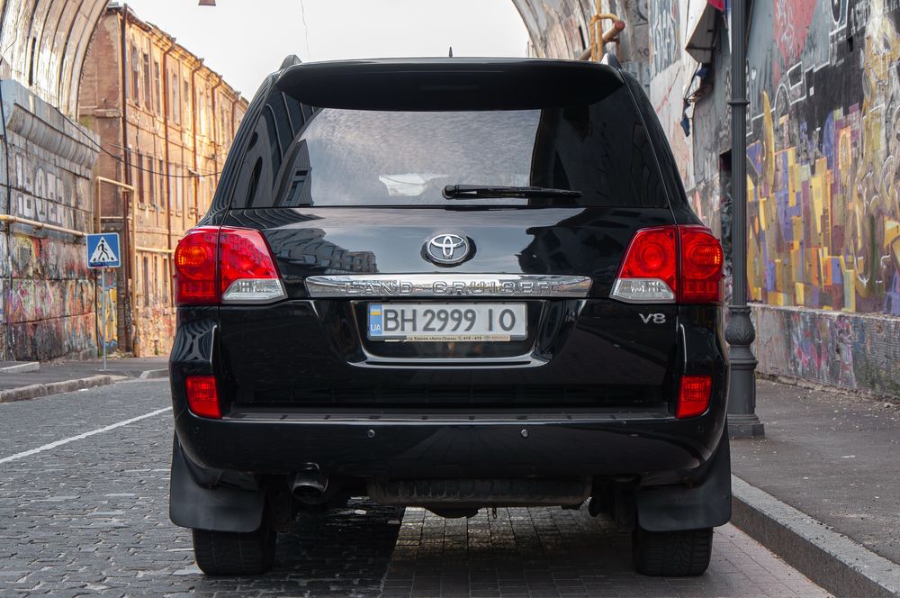 Toyota Land Cruiser 200 рестайлінг
