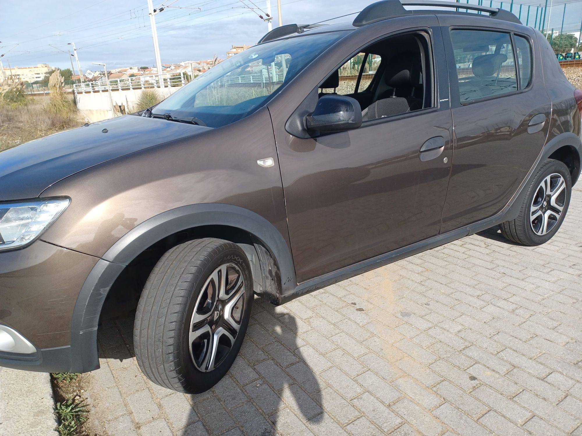 Dacia Sandero ( versão STEPWAY ) 1.0 gasolina GPL