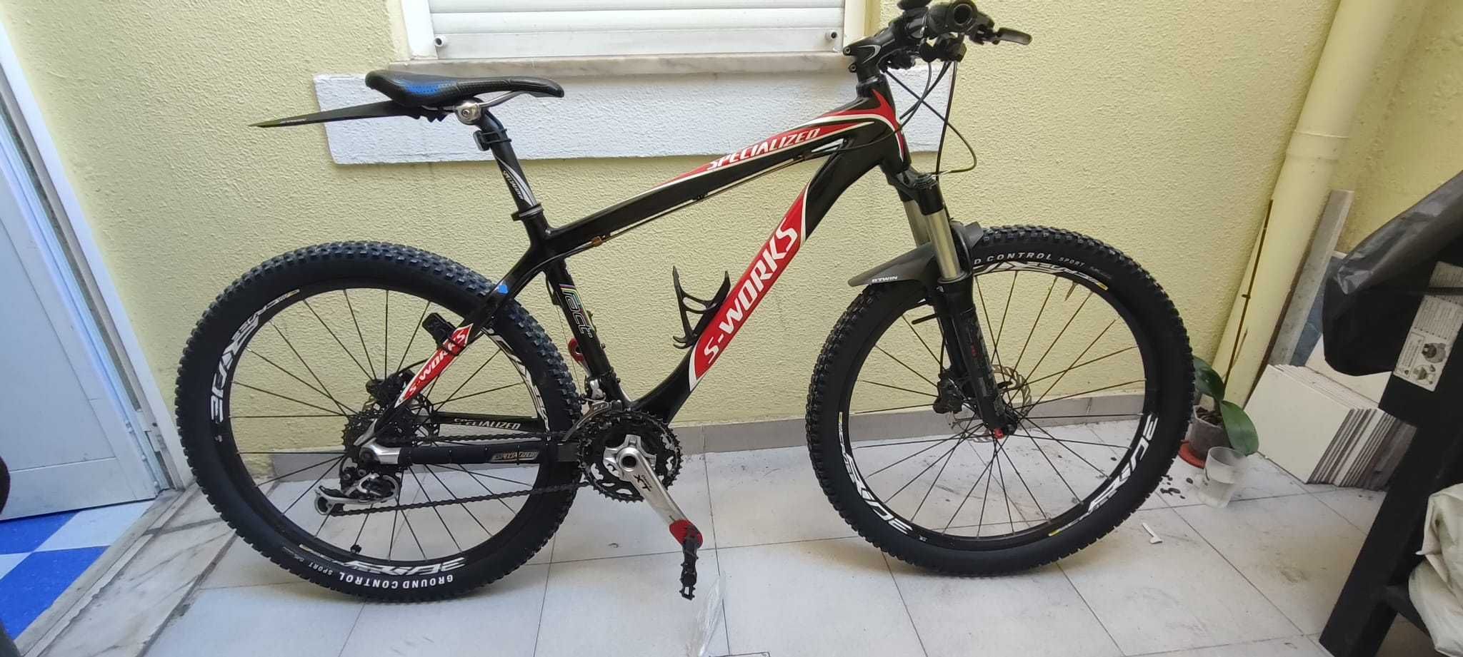 Bicicleta BTT Specialized
