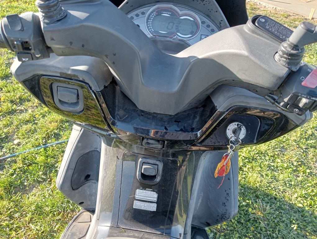 Sprzedam skuter 125