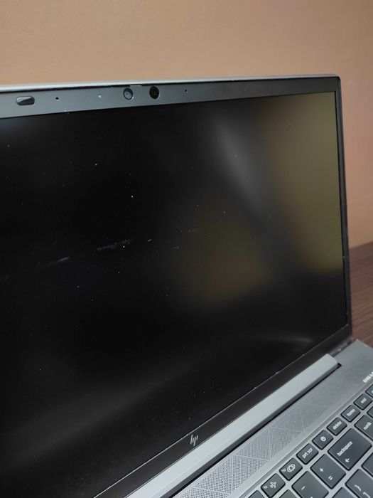 LAPTOP | HP ZBook FireFly 15 G8 | i7-1165G7 | Quadro T500 16GB 512SSD