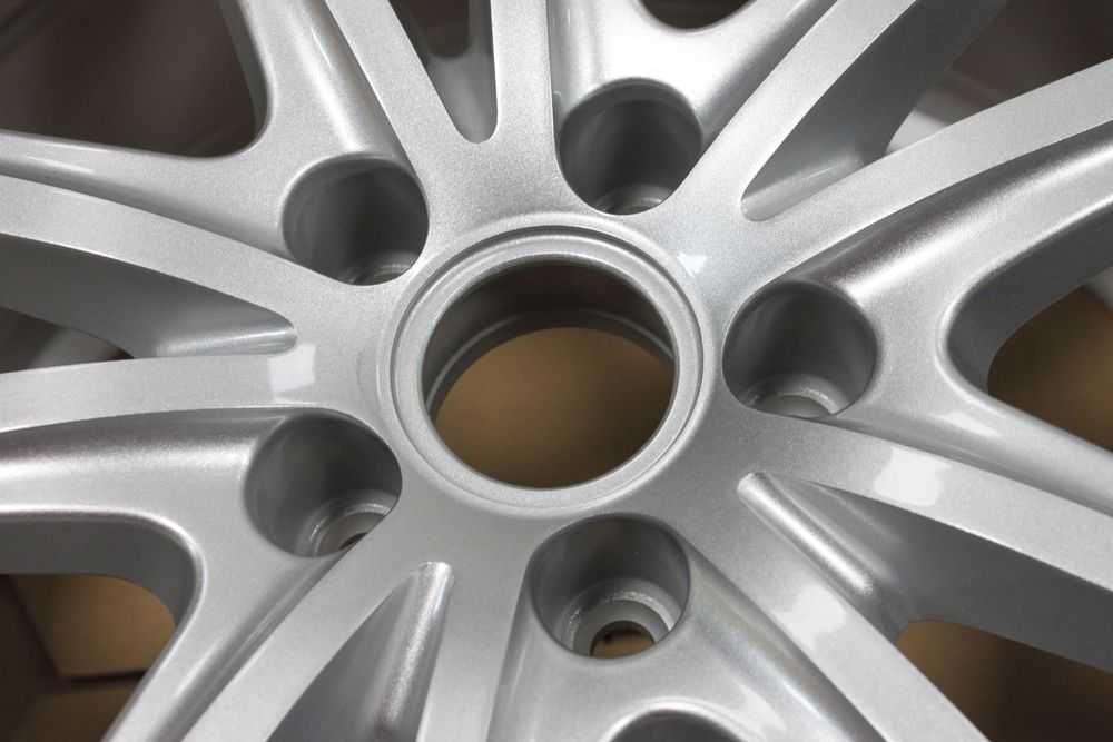 AUDI A4 A6 A8  ALUTEC W10 8,5X19 ET45 5X112 NOWE