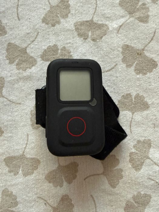 Kamera Go Pro 9 z 3 bateriami, pilotem, uzywana sporadycznie.
