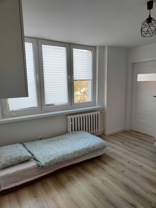 Sosnowiec Mireckiego mieszkanie dla 8 pracowników. Dąbrowa Górnicza