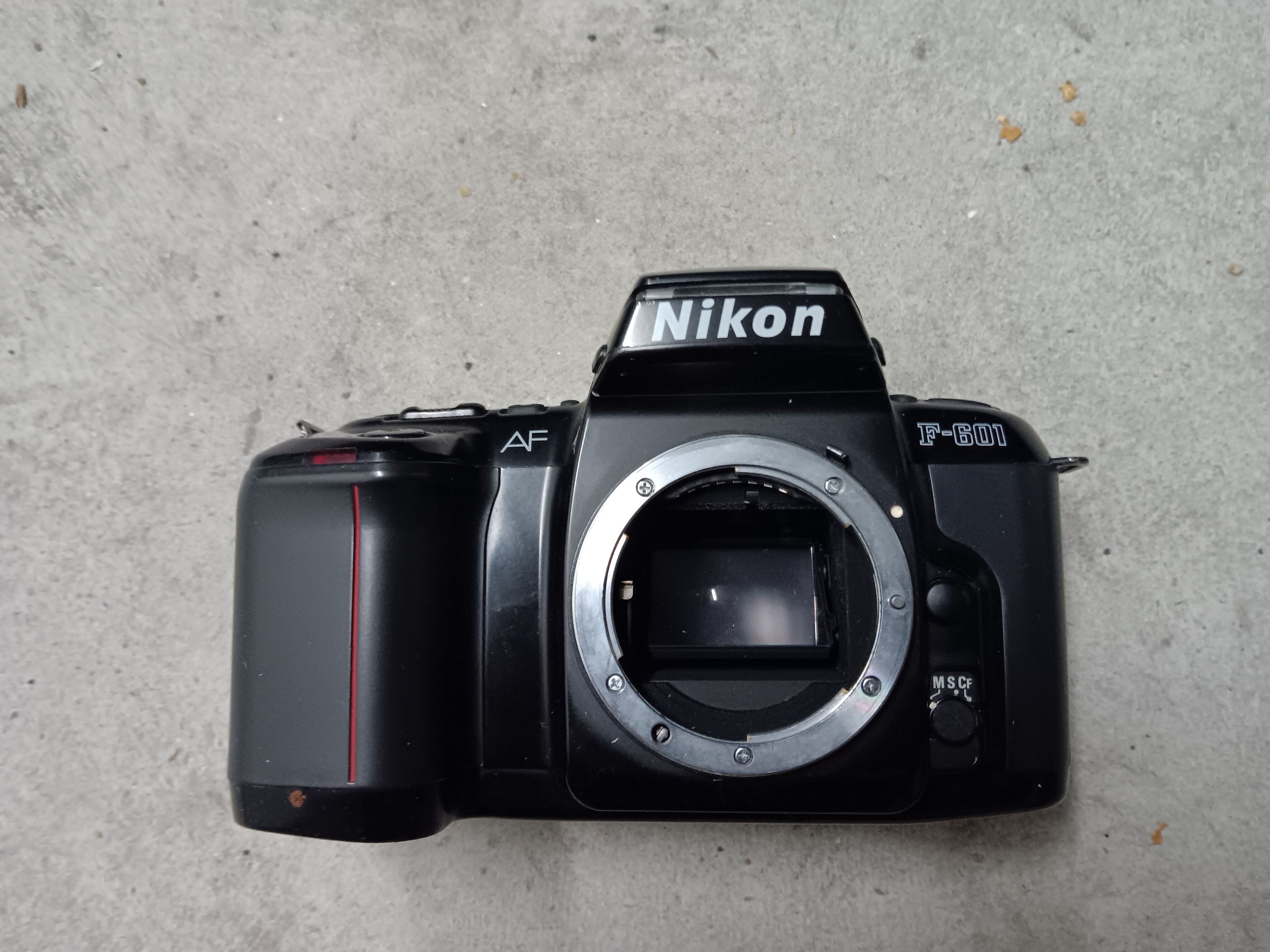 Máquina Fotográfica Nikon f601