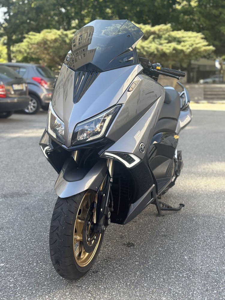 Yamanha t-max 530