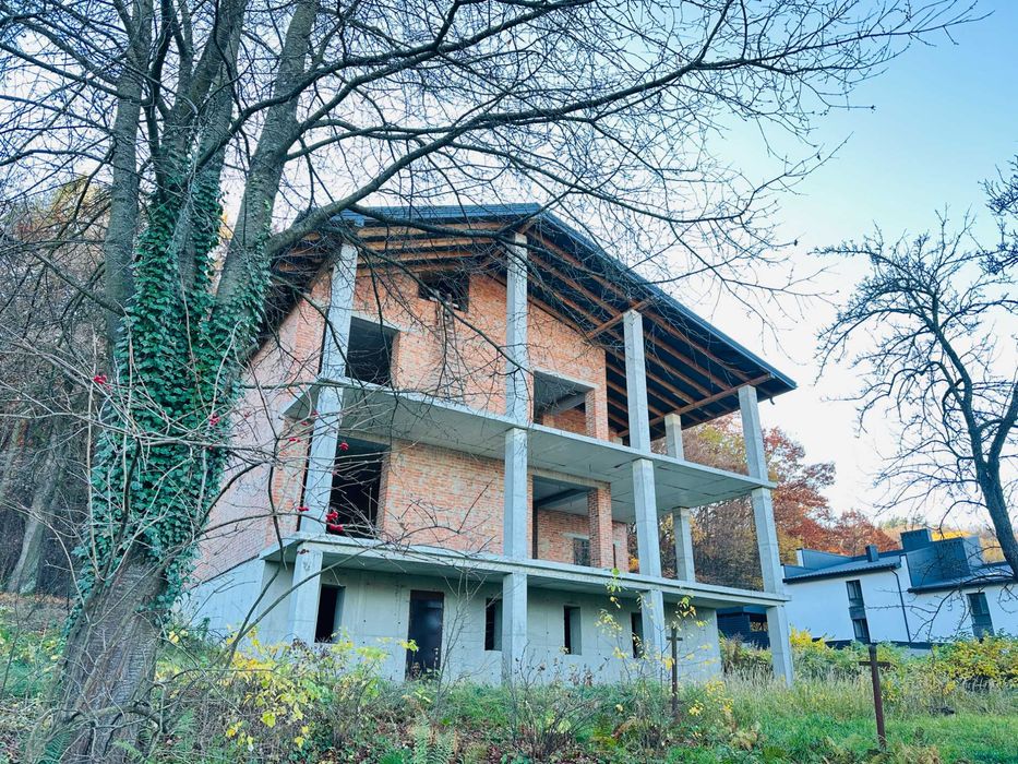 Продаж будинку Винники вул.Забава