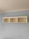 Sprzedam półkę wiszącą Ikea Hemnes