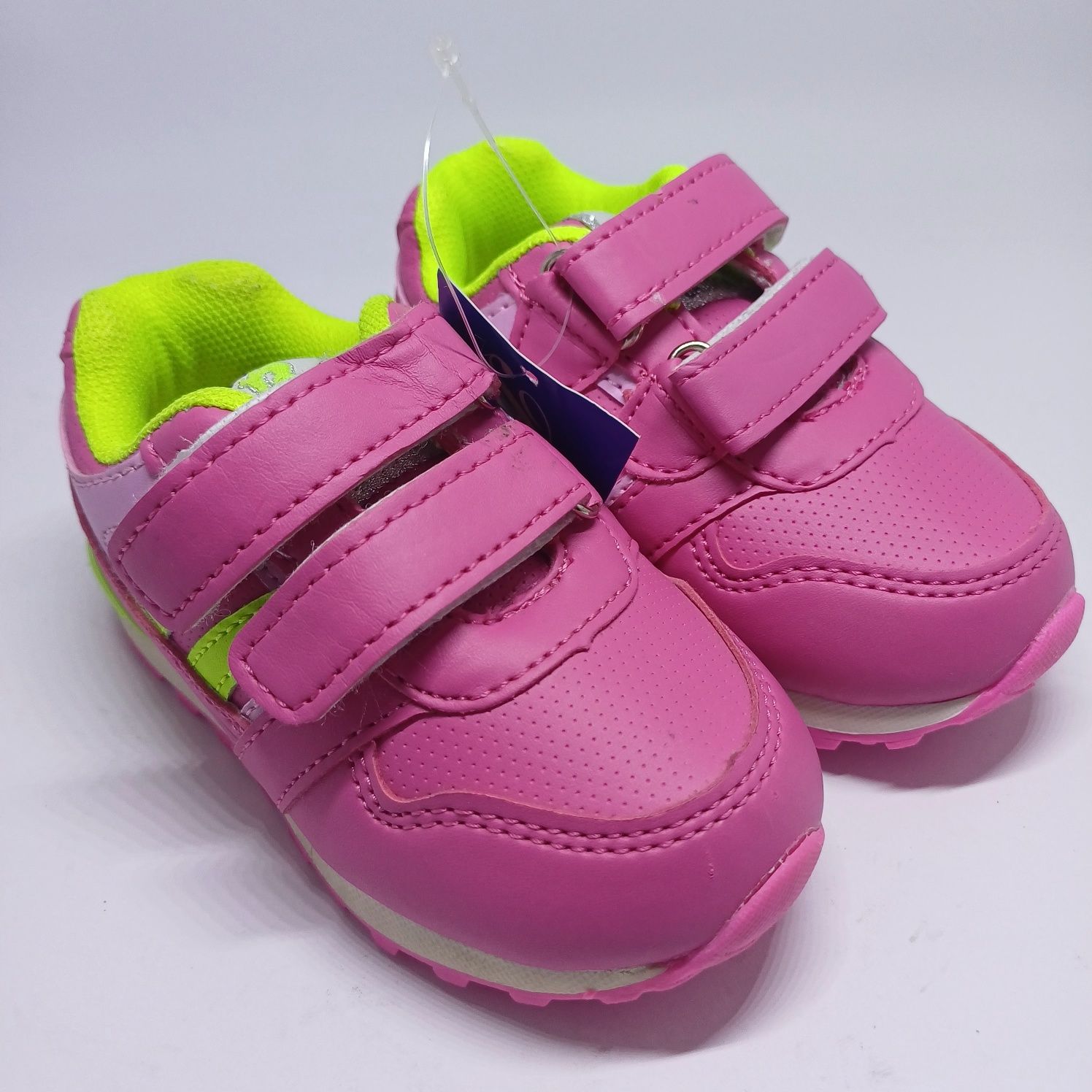 Nowe adidasy roz 26 wkładka skórzana profilowana