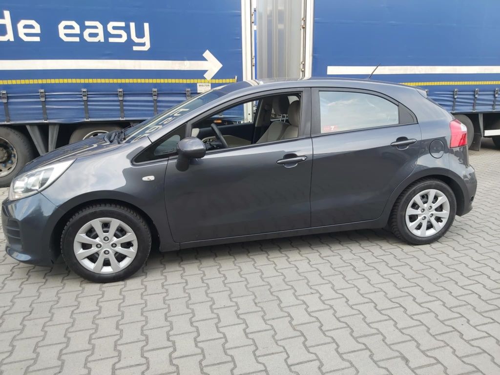 Kia Rio XL 1.2 LPG gaz salon Pl jasny środek