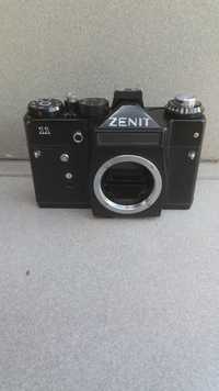 1980-te   Zenit 11   Aparat foto. ,  made in CCCP