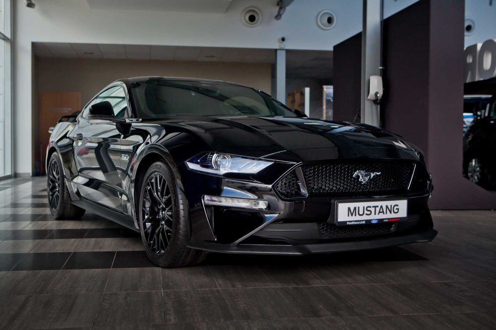 Mustang GT wynajem najem Porsche BMW i4m50 RS Corvette C8 3LT Z51 2022