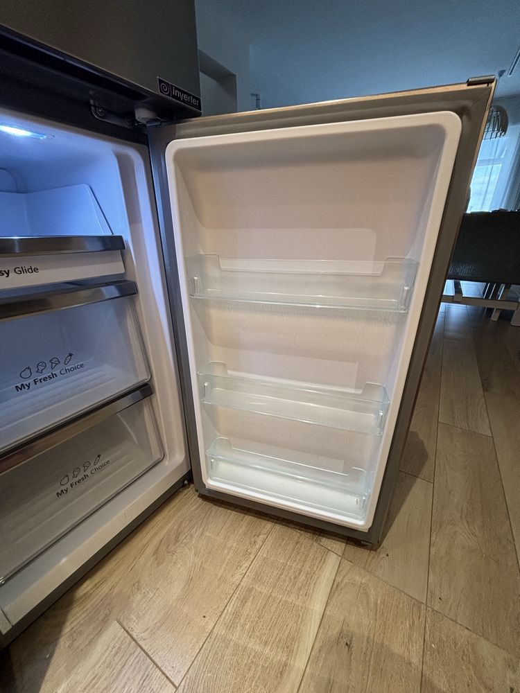 Lodówka HISENSE RQ758N4SAI1 Side by Side No frost 178.5cm Srebrna