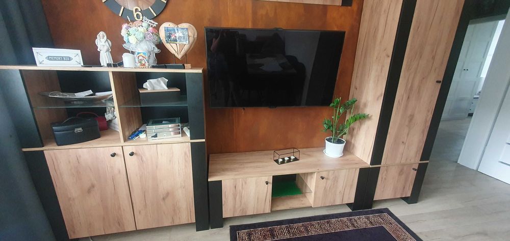 Sprzedam nowoczesny zestaw mebli do salonu