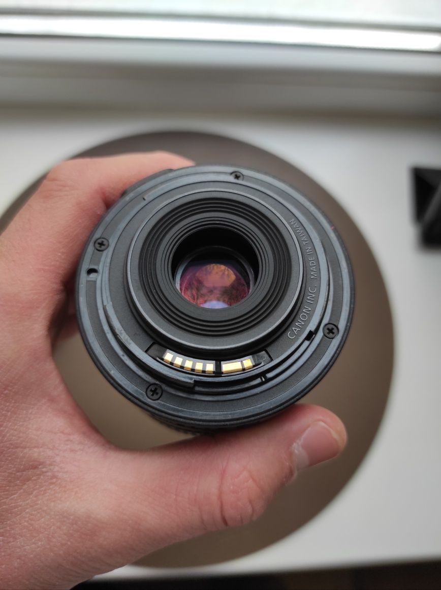 Об'єктив Canon EF-S 18-55mm 1:3.5-5.6 III
