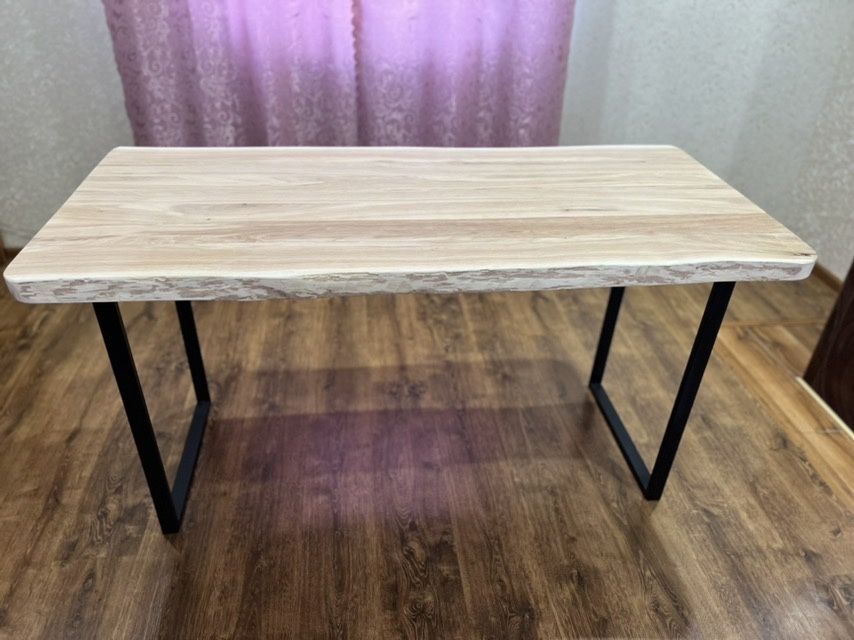 Стіл класичний лофт