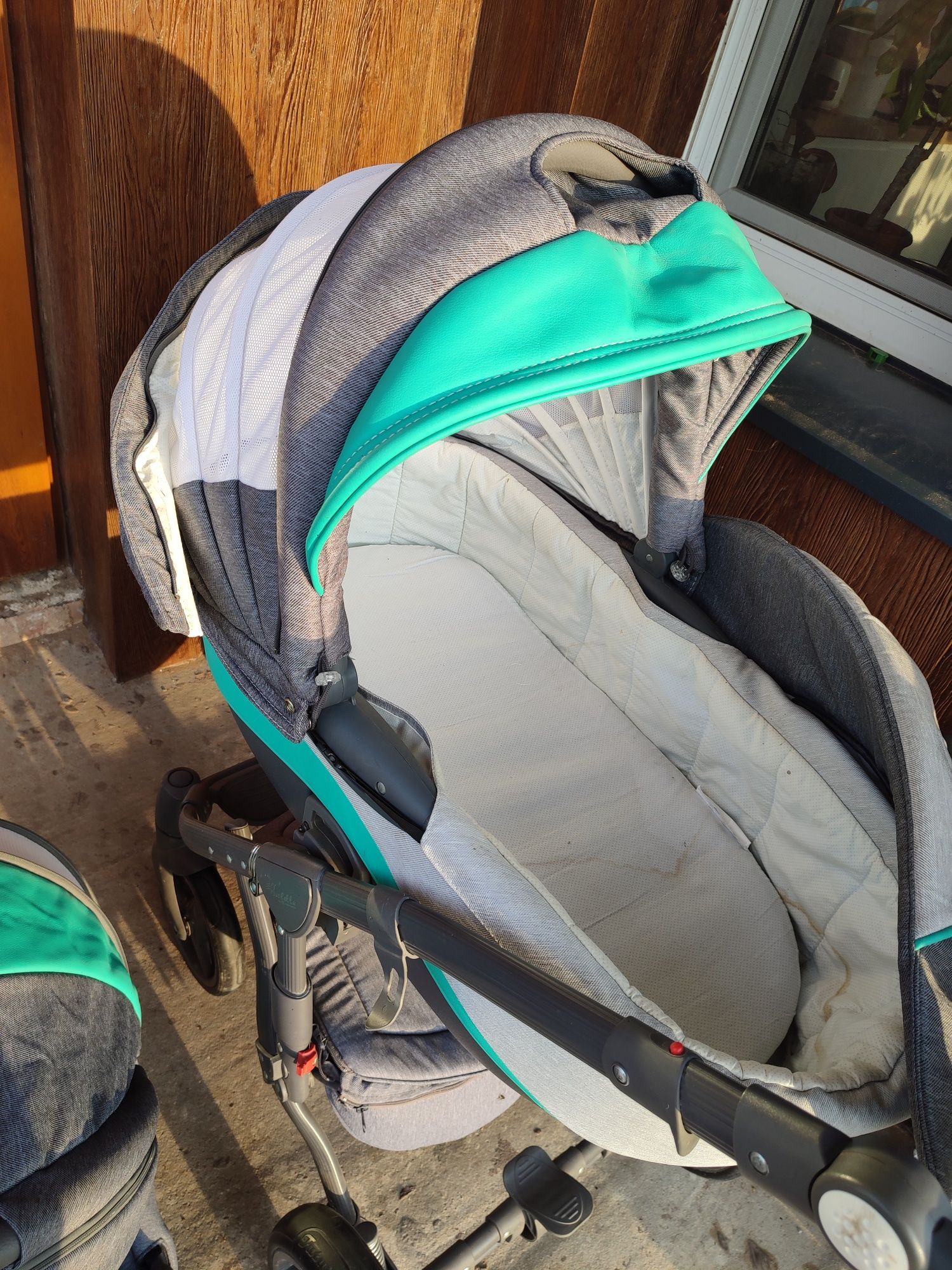 Wózek dziecięcy Adamex Barletta New 2w1 (gondola, spacerówka)