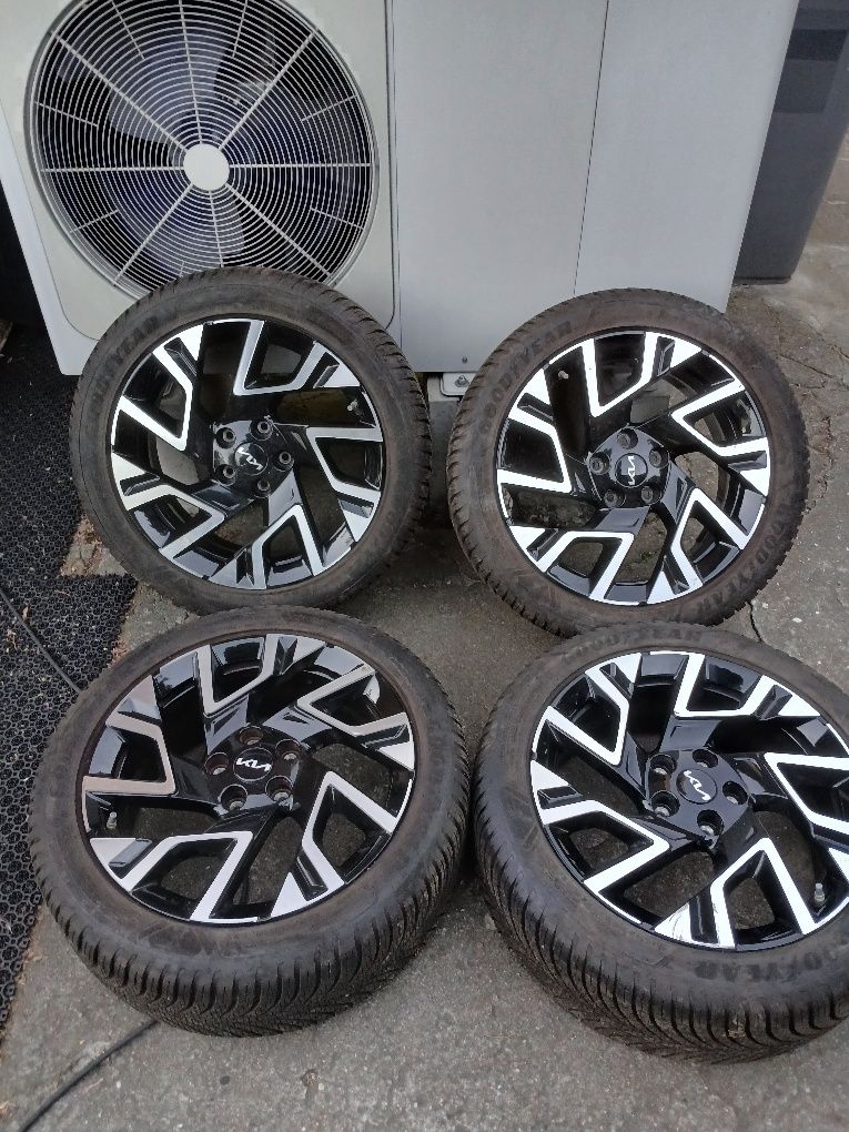 Felgi 18" 5x114.3 Kia Ceed XCeed proceed 235/45/18