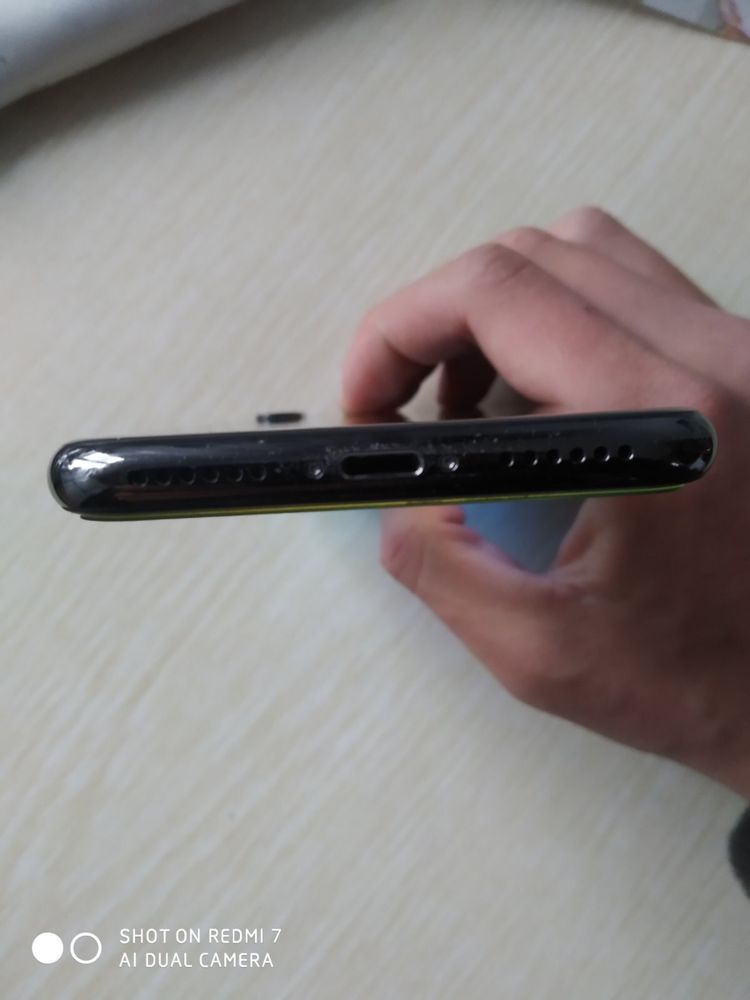 Iphone x 256 чорний