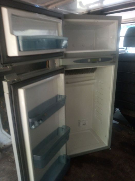 Frigorífico de caravana grande