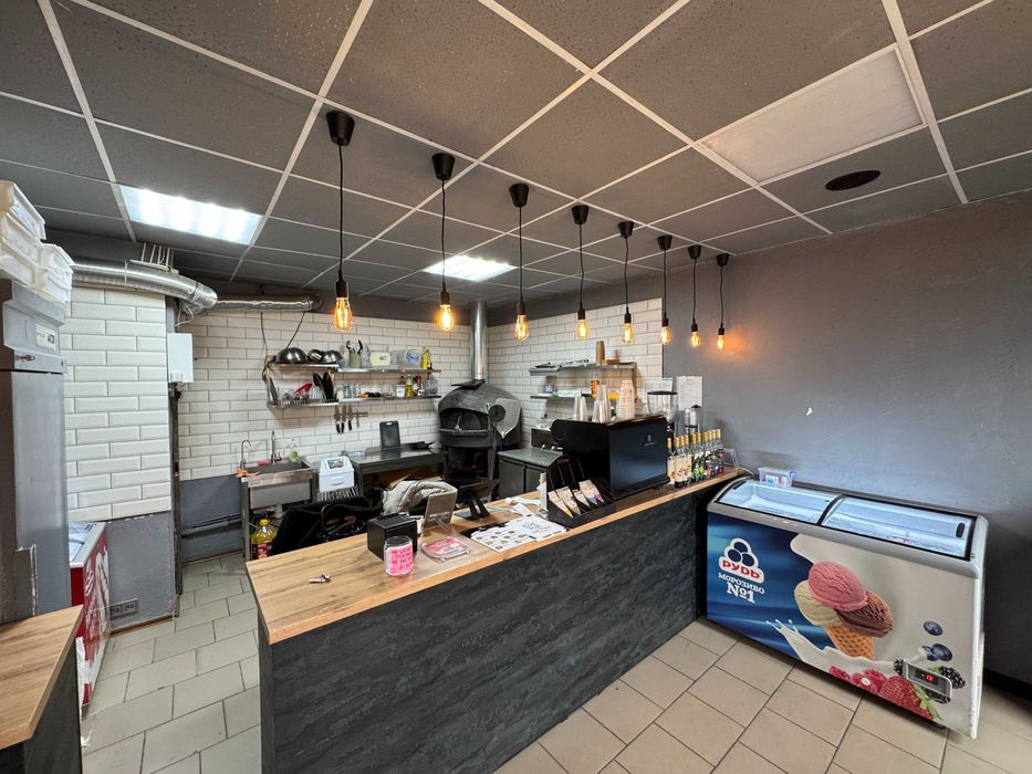 Приміщення/МАФ на Митниці, навпроти Делікату