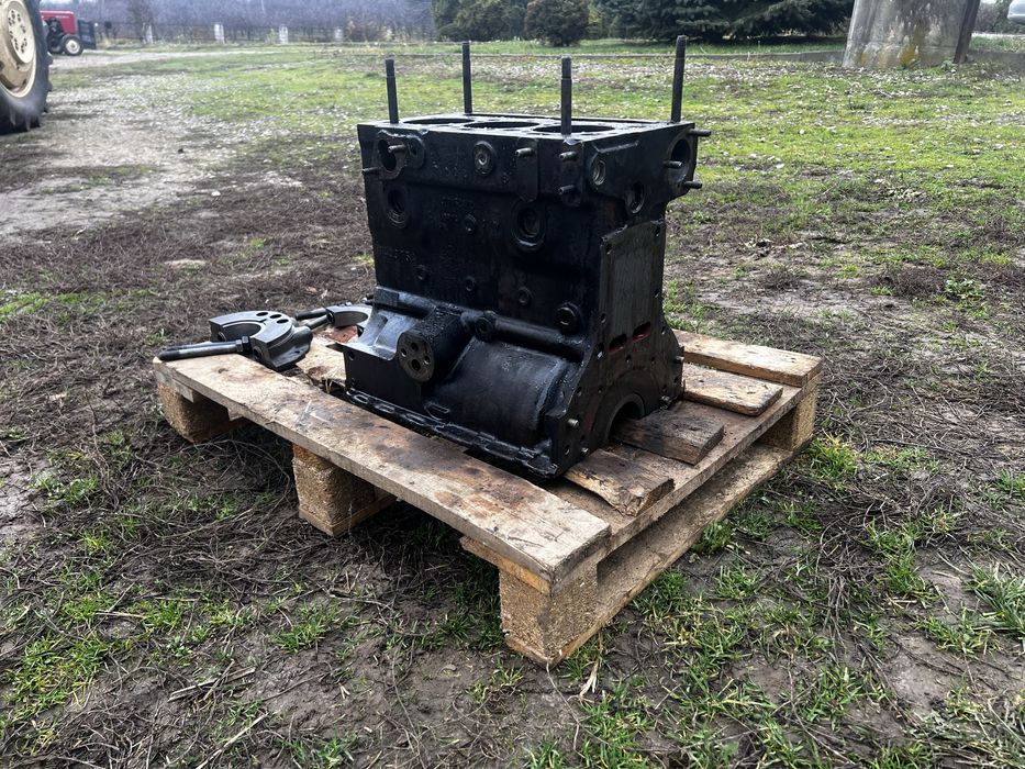 Blok silnik ursus 3512 mf 255 c360-3p