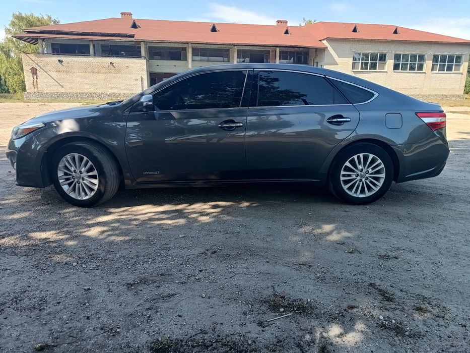 Toyota Avalon hybrid