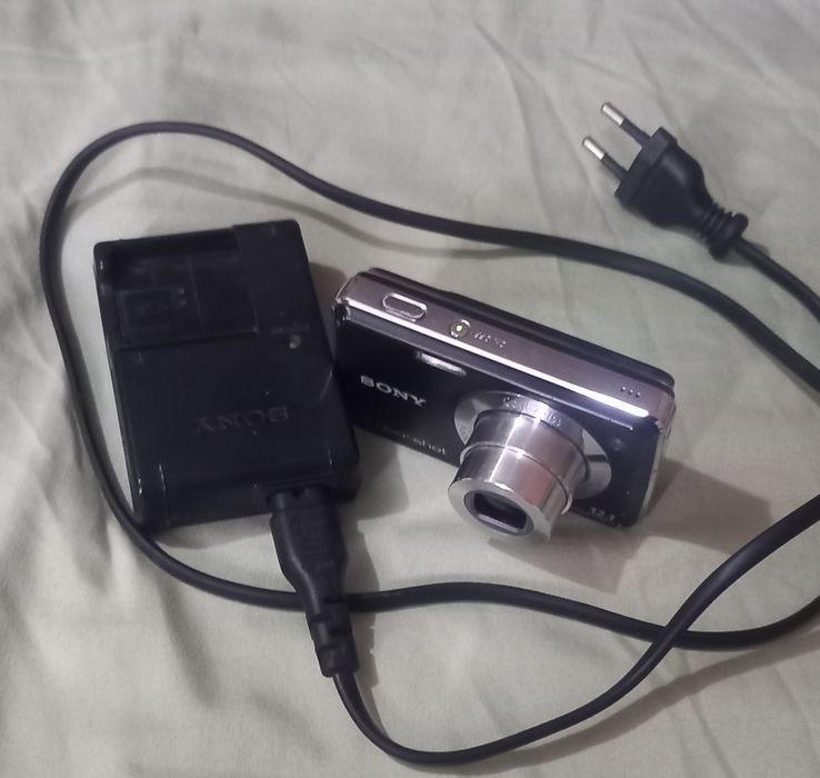 Фотоапарат Soni -Cyber DSC- W210 pink