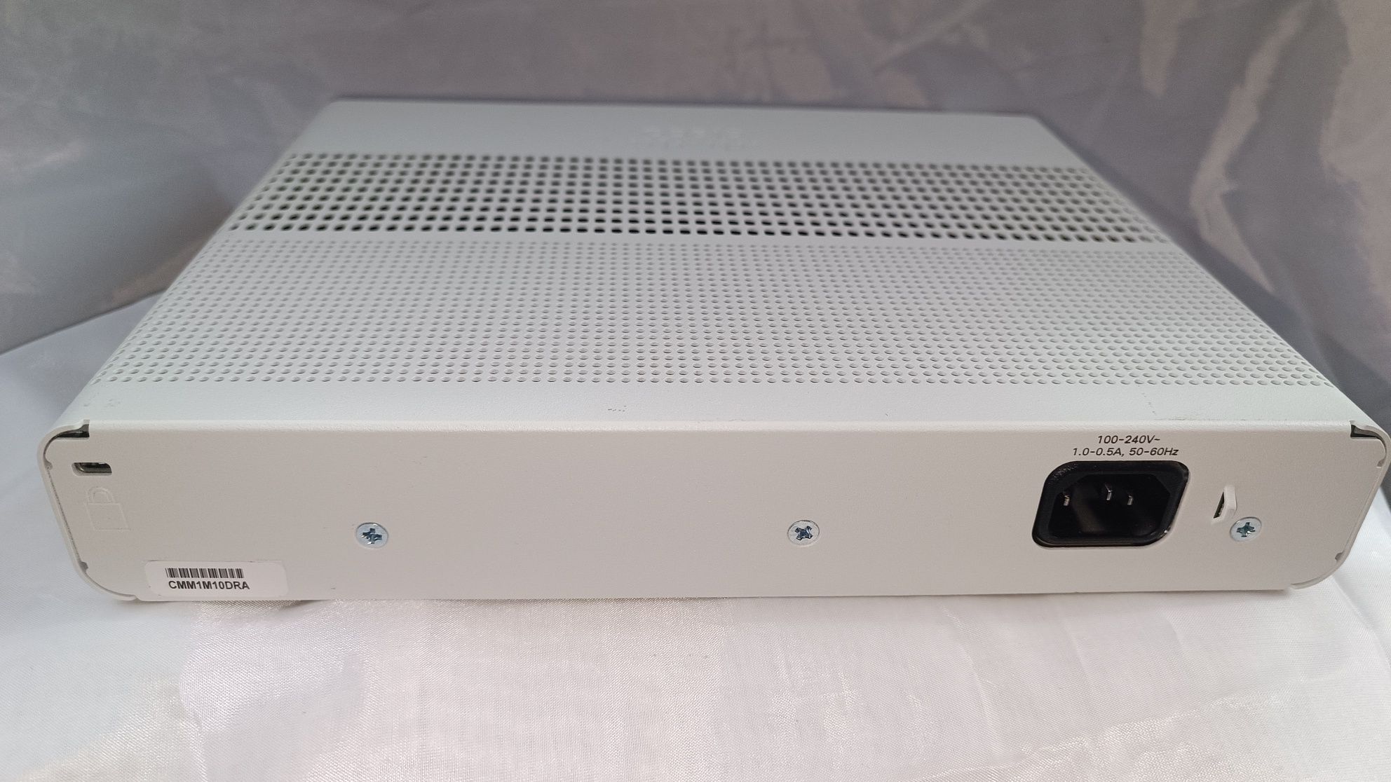 Комутатор Cisco WS-C2960CX-8TC-L