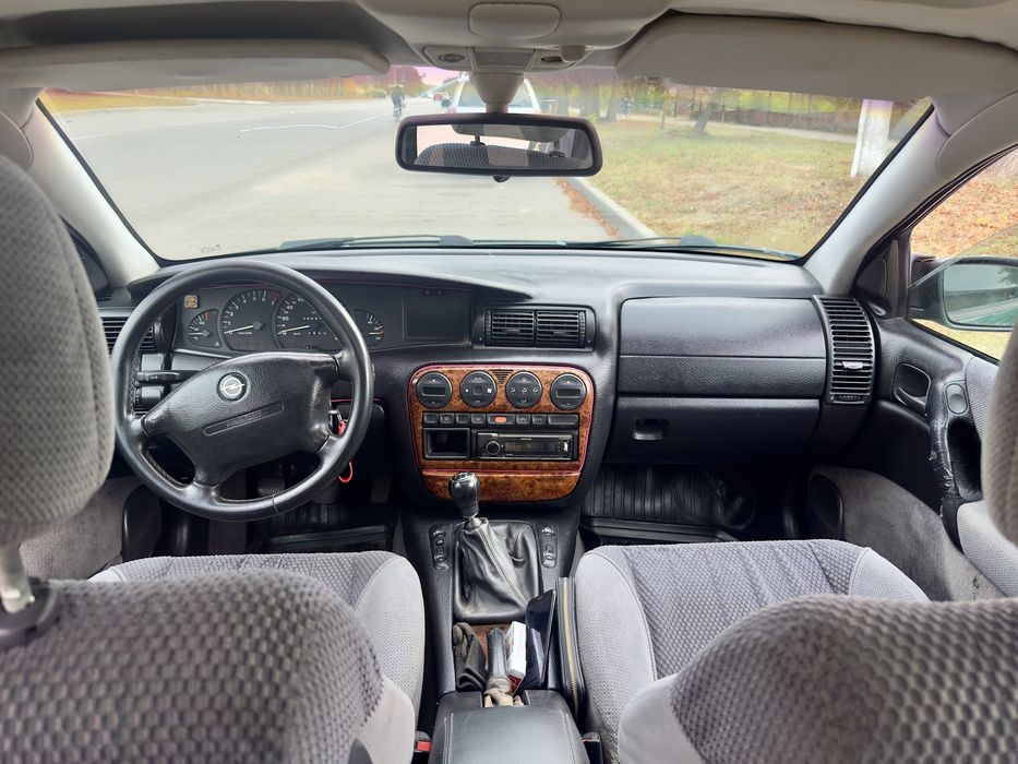 Опель омега б 2.0