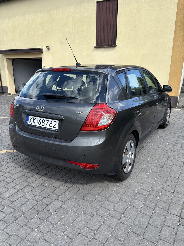 KIA CEE’D 1.6 2009