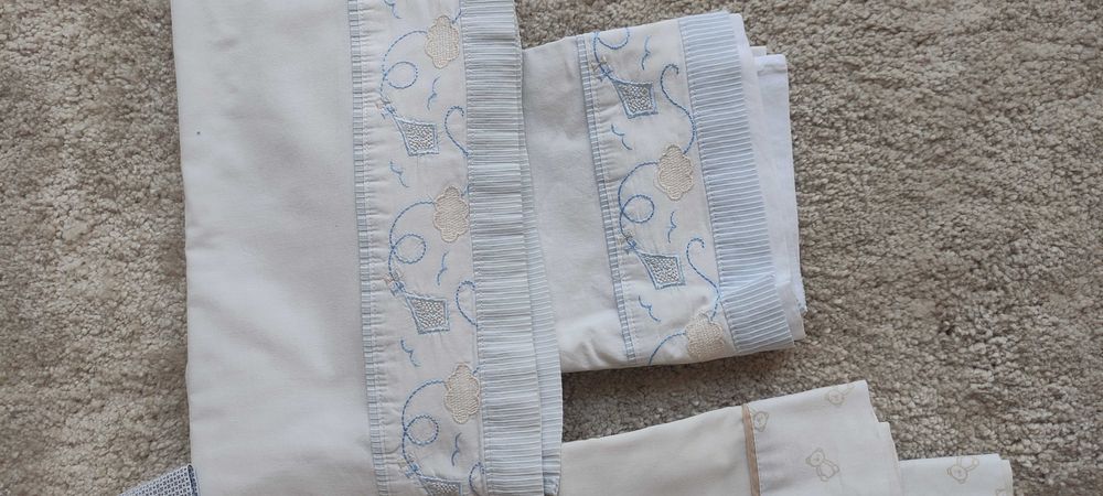 Conjunto de lençóis para cama de bebé