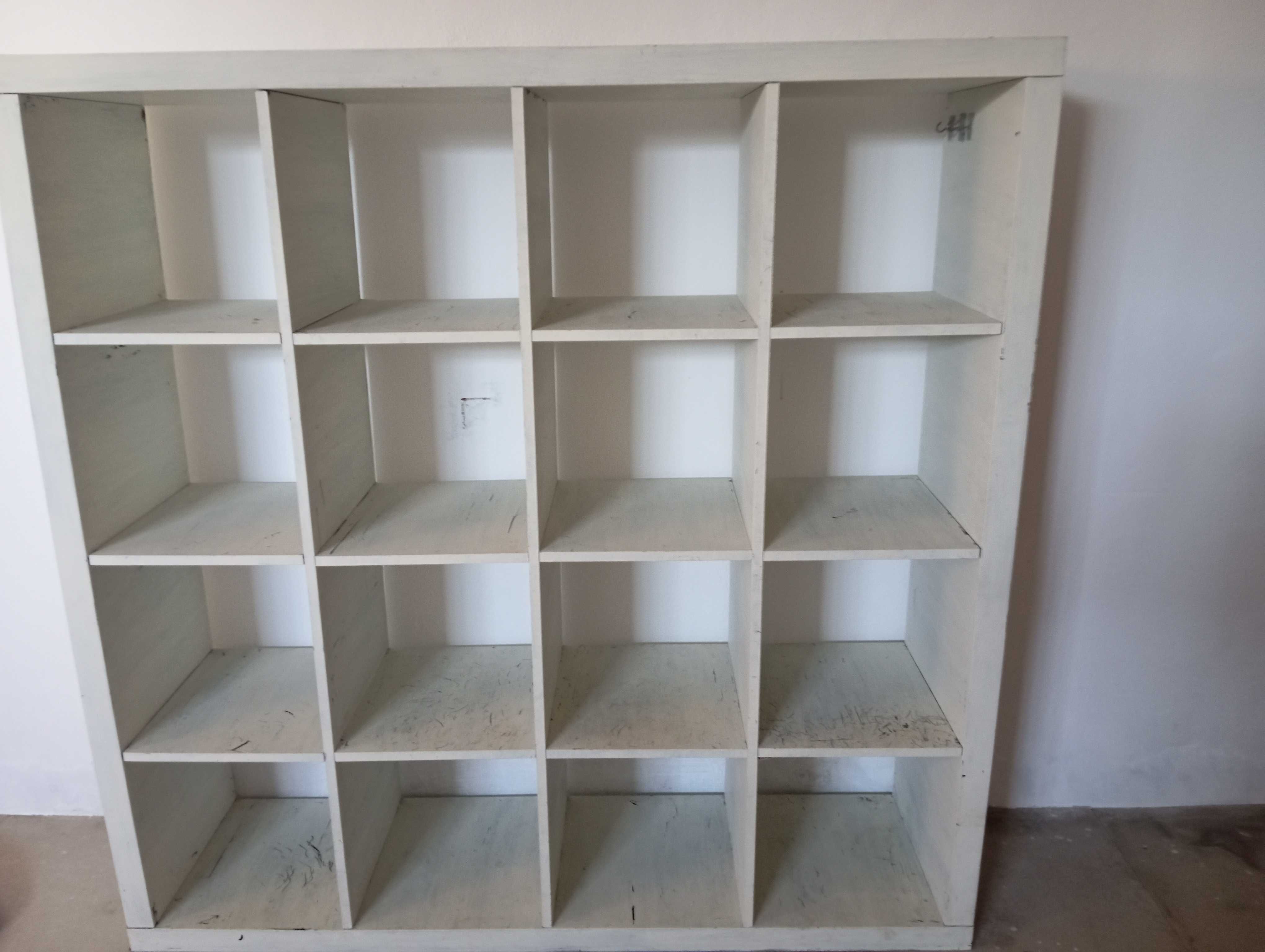 Estante do  IKEA